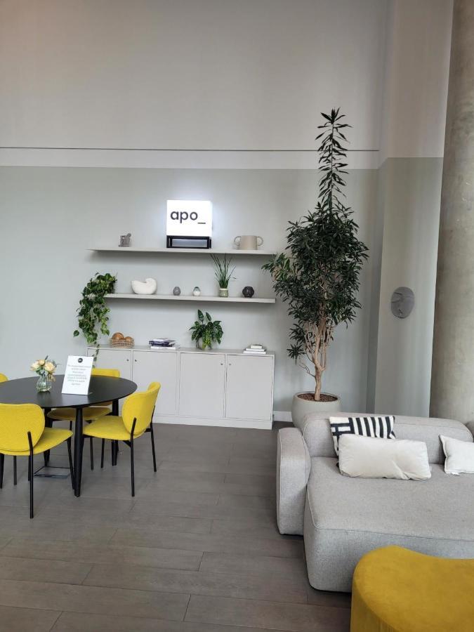 Modern Apartments In Brentford 2 Minutes Walk From Kew Bridge Exterior photo